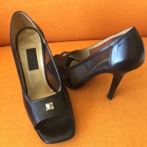 GIANNI VERSACE VINTAGE SHOES ❤️HP